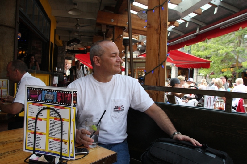 Date this sensual Canada man LoveLatinLife from Vancouver CA462