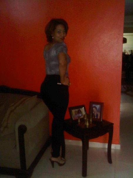 Date this stunning Dominican Republic girl Anny from Santo Domingo DO10107