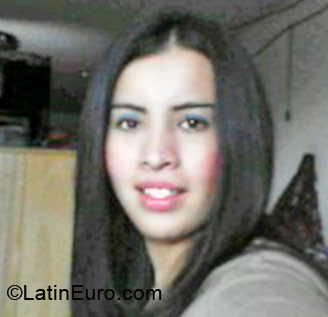 Date this lovely Colombia girl Carolina from  CO9030