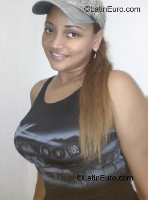 Date this beautiful Colombia girl Ana Milena from Cali CO9162