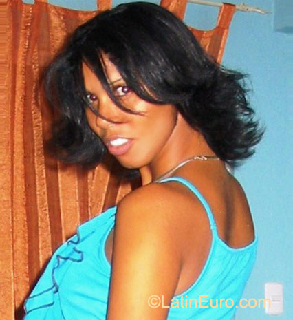 Date this athletic Dominican Republic girl OlgaLidia from Hato Mayor DO10235