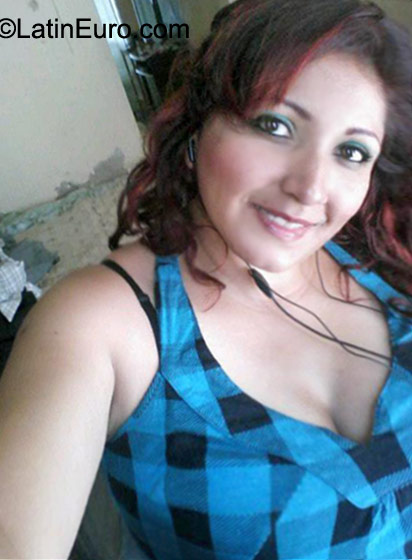 Date this tall Mexico girl Maria Guadalupe from Zamora MX612