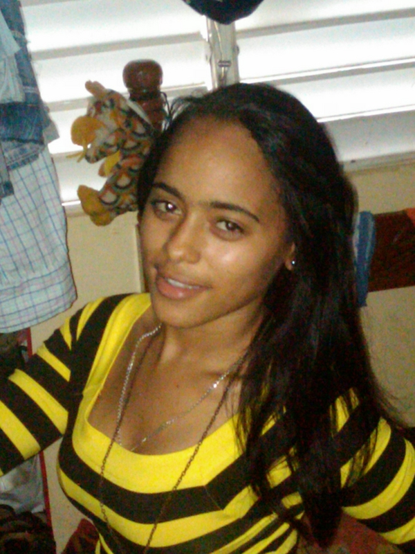 Date this nice looking Dominican Republic girl Amerfi from santo domingo DO10343