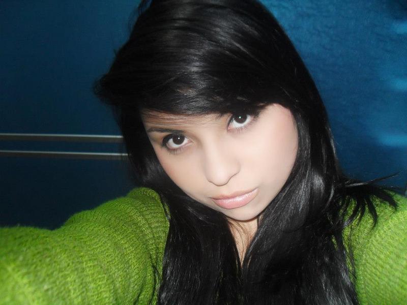 Date this hard body Colombia girl DIANHY from Bogota CO9307