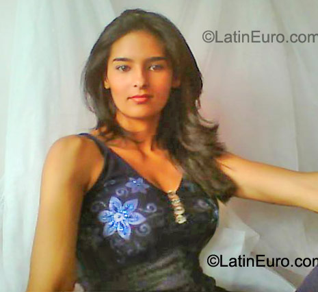 Date this young Colombia girl Maribel from Manizales CO9316