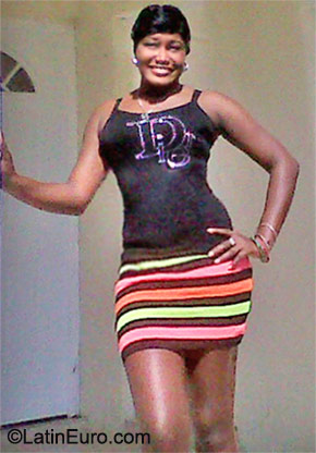 Date this georgeous Jamaica girl Blackapple from kingston JM431