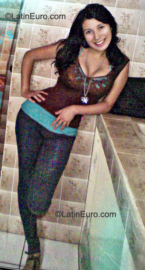 Date this delightful Nicaragua girl MAFERR from Managua NI97