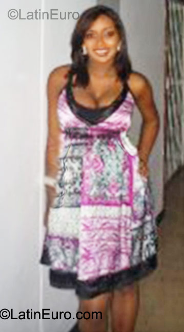 Date this stunning Colombia girl Marianne from Pereira CO9427