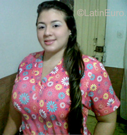 Date this foxy Colombia girl Estefany from Cali CO9460