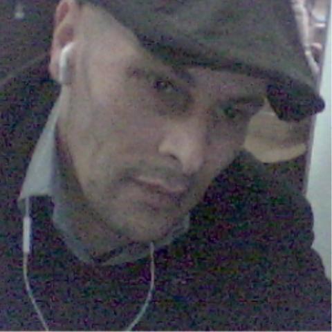 Date this hot France man JUBA from Paris FR155