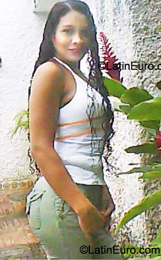 Date this tall Nicaragua girl Ruth from Managua NI100