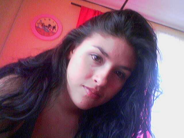 Date this cute Colombia girl Leidy_8816 from Pereira CO9493