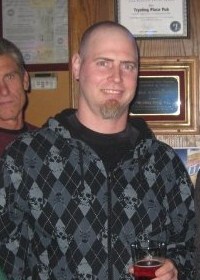 Date this nice looking United States man Adam from Milwaukee US12394