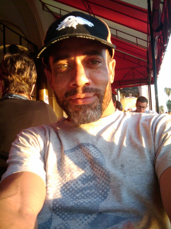 Date this athletic United States man Ben from Los Angeles US12410