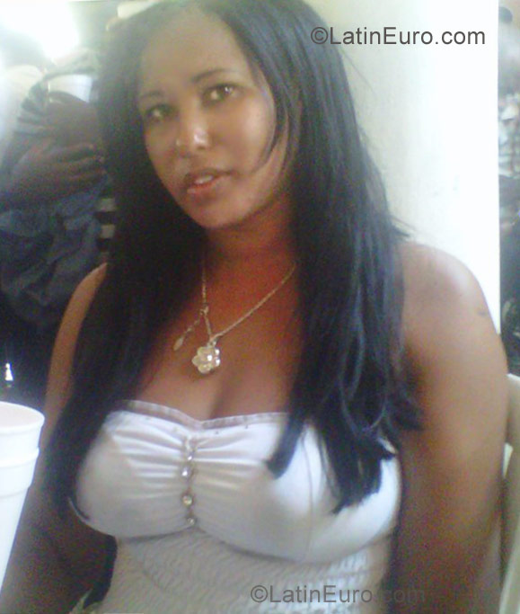 Date this cute Dominican Republic girl Rosel from Azua DO10501