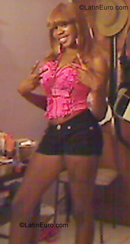 Date this young Jamaica girl Kimberly from Montego Bay JM452