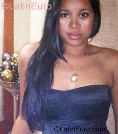 Date this young Dominican Republic girl Yuderka from Santo Domingo DO17921