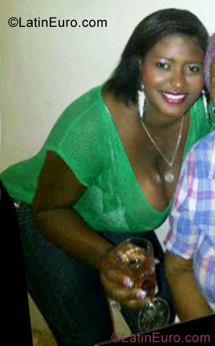 Date this georgeous Colombia girl Yaraisa from La Vega CO9564
