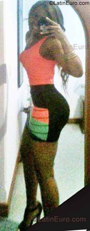 Date this sensual Colombia girl Aidy from Bogota CO11299