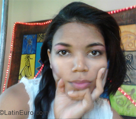 Date this stunning Dominican Republic girl Wendy from Puerto Plata DO10649