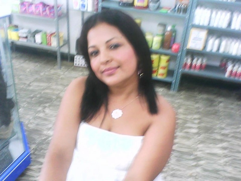 Date this hard body Colombia girl Mar&amp;Atilde;&amp;shy; from Fundacion CO9744