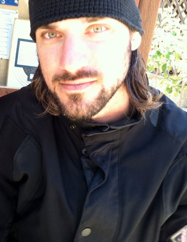 Date this beautiful United States man Windsong from Ozark mtns US12591