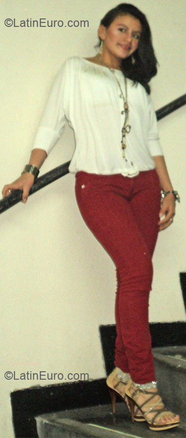 Date this passionate Colombia girl Adriana from Bogota CO9775