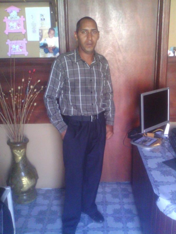 Date this attractive Dominican Republic man Alber from Republica Dominicana DO10700