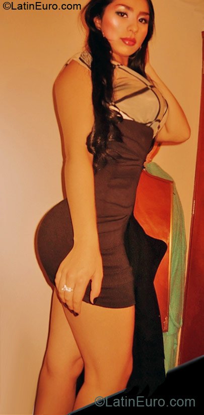 Date this pretty Colombia girl Sofia from Bogota CO9788