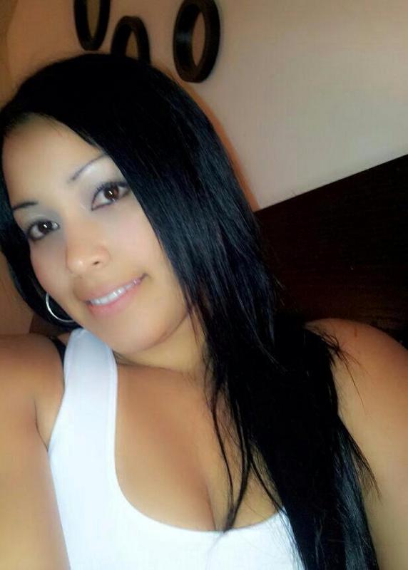 Date this happy Dominican Republic girl Scarlen from santiago DO10718