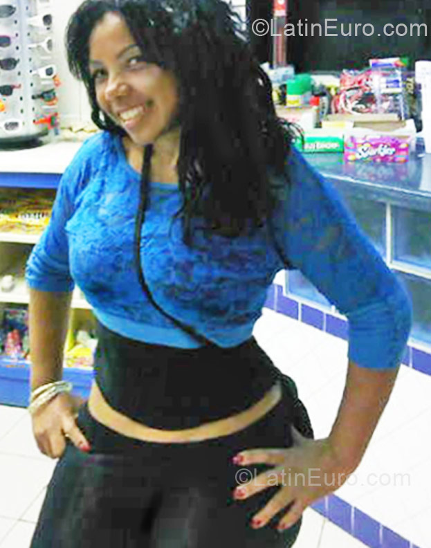 Date this passionate Dominican Republic girl Anny from Santo Domingo DO12831