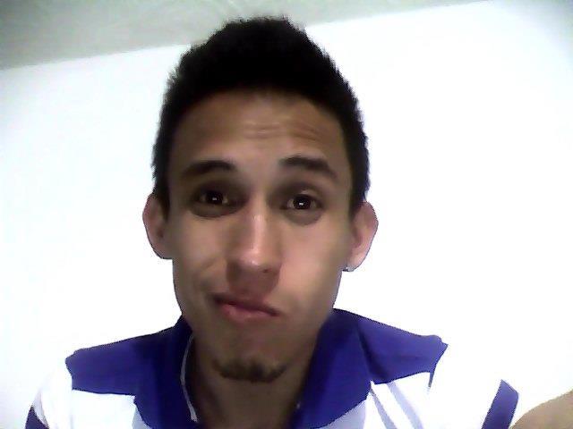 Date this attractive Colombia man JHONNY from Bogota CO9926