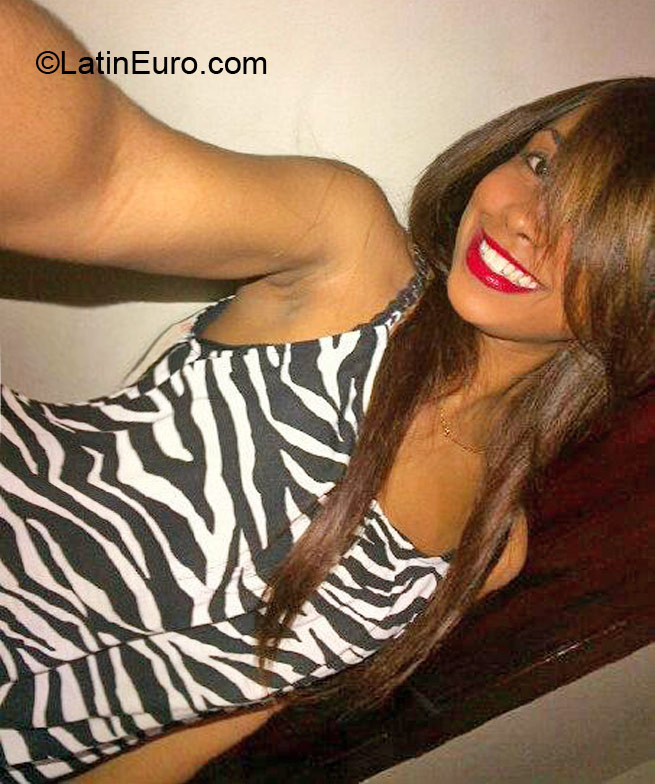 Date this tall Dominican Republic girl Liliana from Puerto Plata DO11940