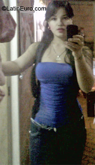 Date this hard body Colombia girl Karen from Cucuta CO10031