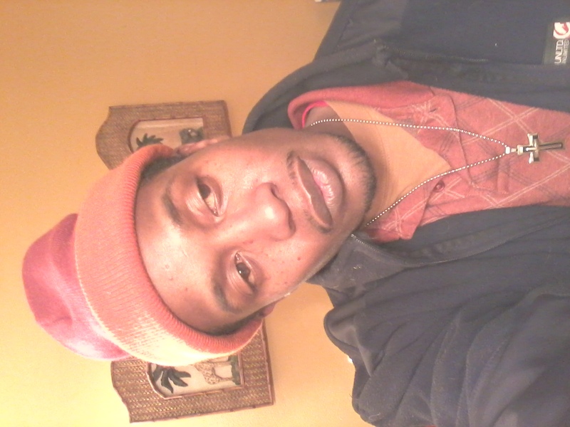 Date this funny United States man Laurin from Chicago US12785