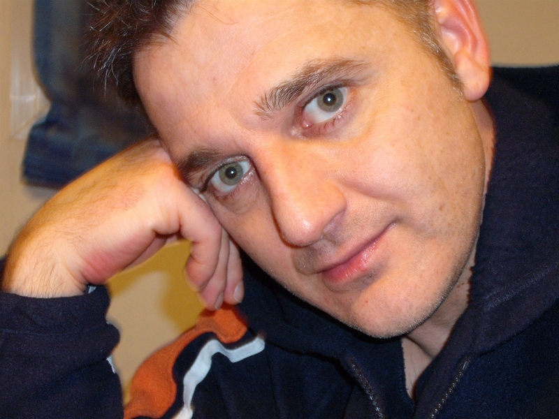 Date this lovely Germany man Viktor from Lohmar DE294