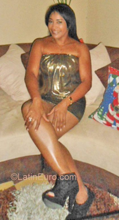 Date this tall Colombia girl Maritza from Barranquilla CO10104