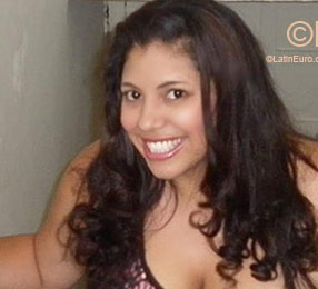 Date this good-looking Colombia girl Wen.pahe from Medellin CO10143