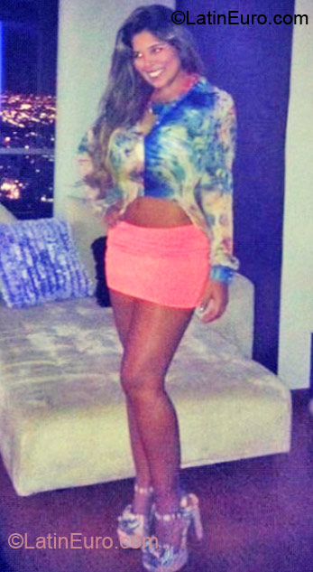 Date this fun Colombia girl Carolina from Barranquilla CO10145