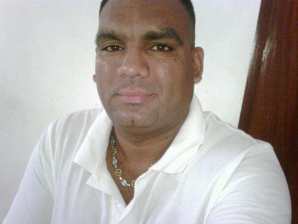 Date this young Dominican Republic man Yunior23 from Santiago DO11042