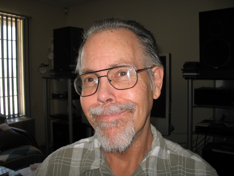 Date this beautiful United States man Joseph from Desert Hot Springs US12922