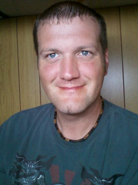 Date this happy United States man Chris83170 from Cambridge US12965