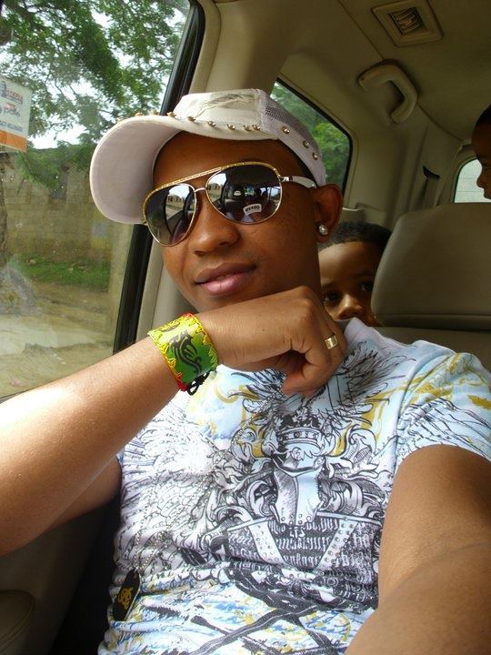 Date this georgeous Dominican Republic man CHRIS from Santiago DO11184