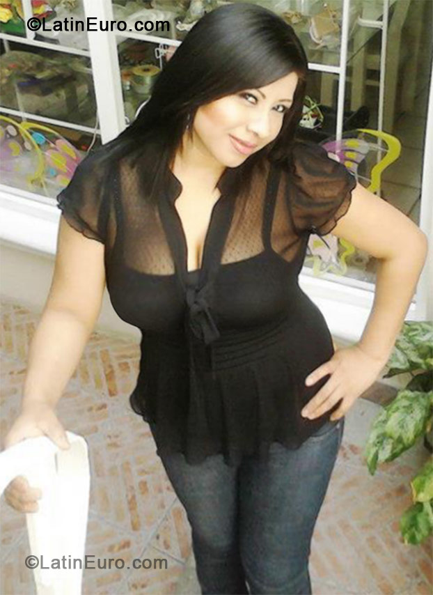 Date this sultry Mexico girl Ana from Veracruz MX726