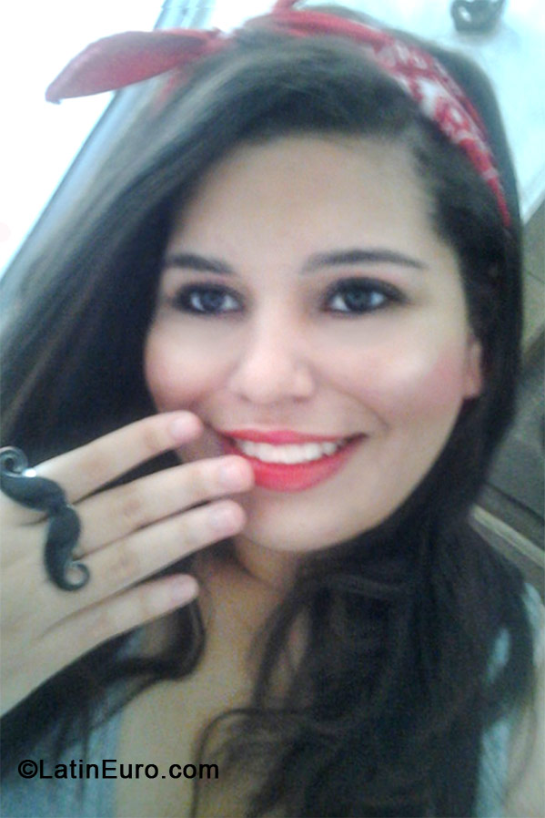 Date this gorgeous Brazil girl Najla from Praia Grande BR6746