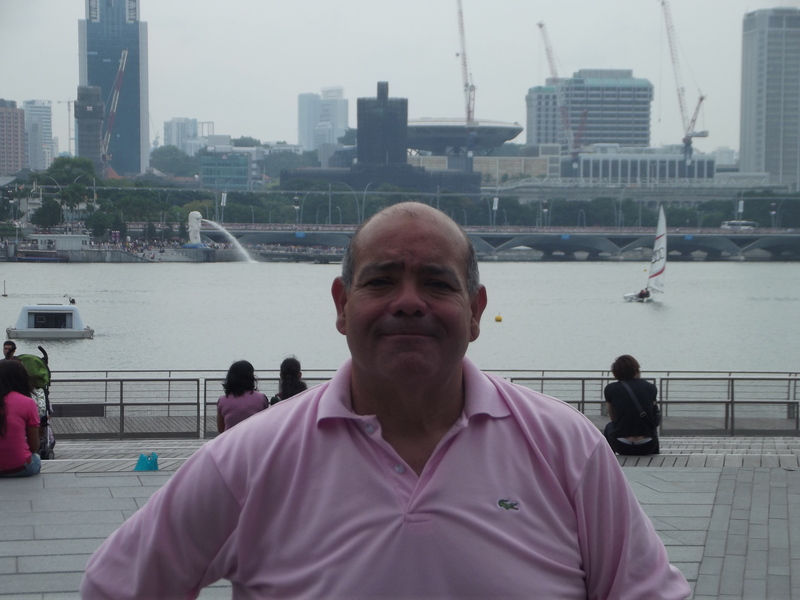 Date this tall United States man Gary from San Diego US13126