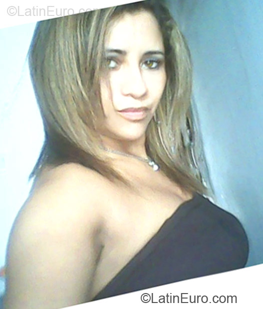 Date this georgeous Brazil girl Paula from Fortaleza BR6753