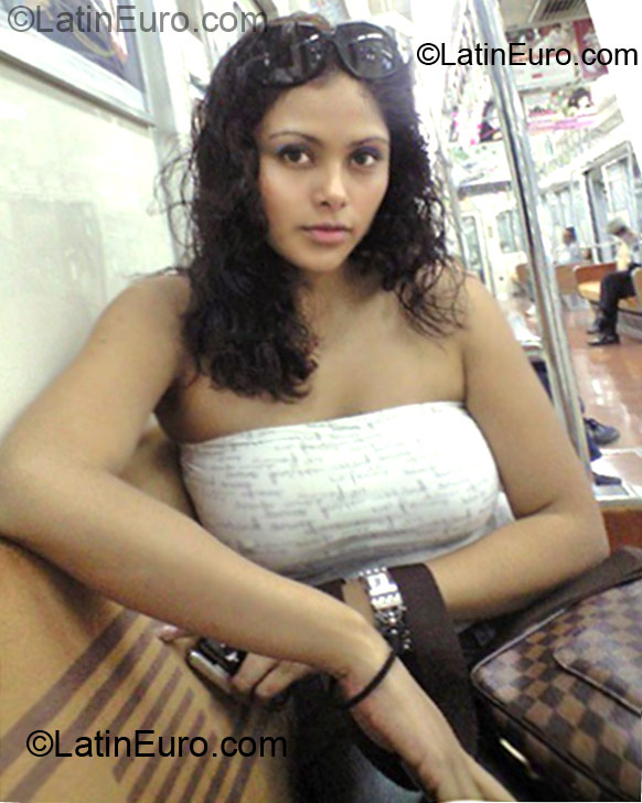 Date this young Peru girl Patty from Lima PE613