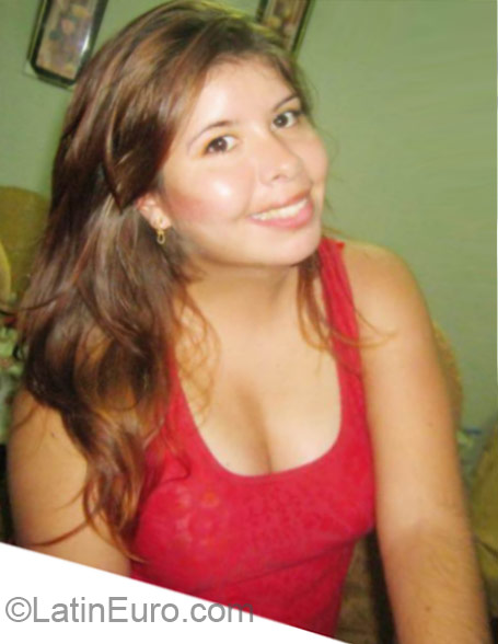 Date this pretty Peru girl Cindy cher from Chiclayo PE690