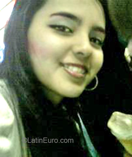 Date this funny Colombia girl Tatiana from Bogota CO10713